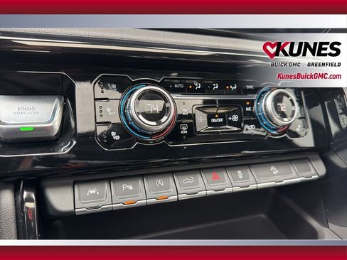 Used 2025 GMC Sierra 1500 AT4 w/ Technology Package image 32