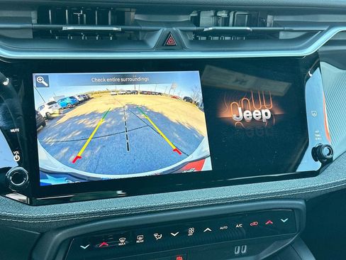 New 2026 Jeep Cherokee Laredo AWD/4WD image 20