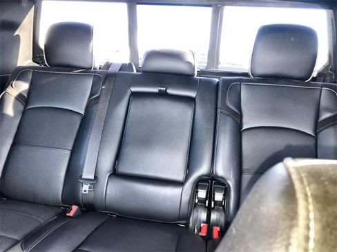 Used 2025 RAM 3500 Laramie w/ Sport Appearance Package image 21