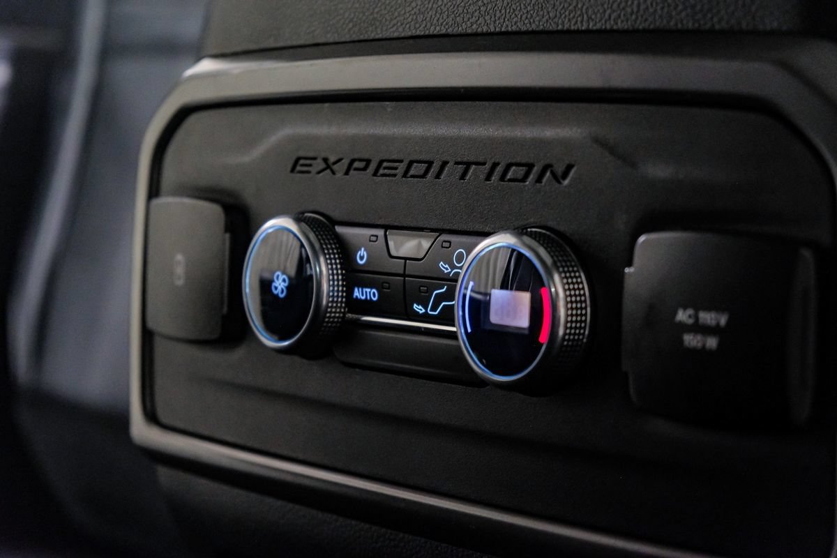 Used 2021 Ford Expedition XLT RWD image 32