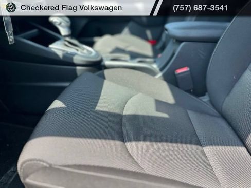 Used 2023 Kia Forte LXS w/ LXS Technology Package FWD image 21