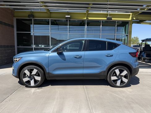 Used 2023 Volvo C40 P8 Recharge Ultimate AWD/4WD image 7