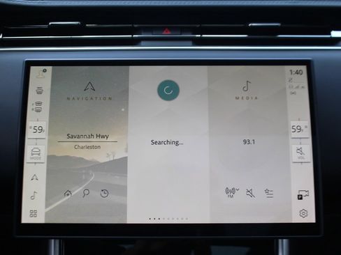 Used 2025 Land Rover Range Rover SE image 20