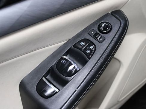 Used 2016 Nissan Maxima 3.5 SV image 7