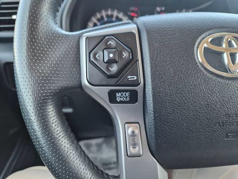 Used 2019 Toyota 4Runner SR5 Premium AWD/4WD image 18