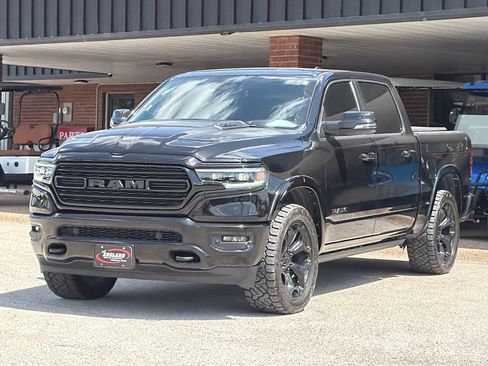 Used 2023 RAM 1500 Limited AWD/4WD image 3