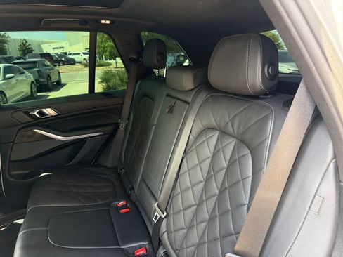 Used 2024 BMW X5 xDrive40i AWD/4WD image 34