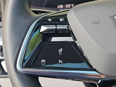 Used 2025 Cadillac Lyriq Sport RWD image 13