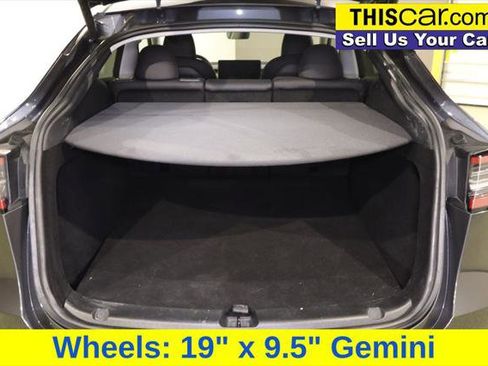 Used 2023 Tesla Model Y Long Range image 25