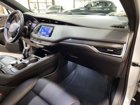 Used 2019 Cadillac XT4 Sport w/ Cold Weather Package image 32
