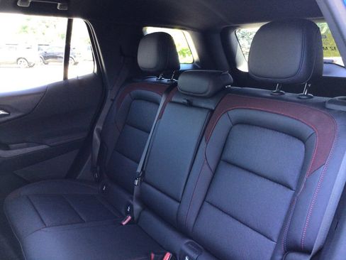 Used 2025 Chevrolet Equinox RS w/ Safety and Technology Package AWD/4WD image 34