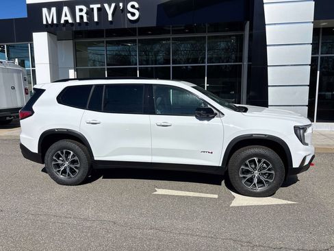 New 2026 GMC Acadia AT4 w/ Luxury Package image 2