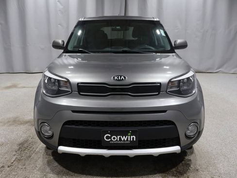 Used 2018 Kia Soul + image 6