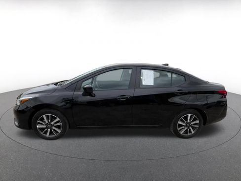 Used 2025 Nissan Versa SV FWD image 9