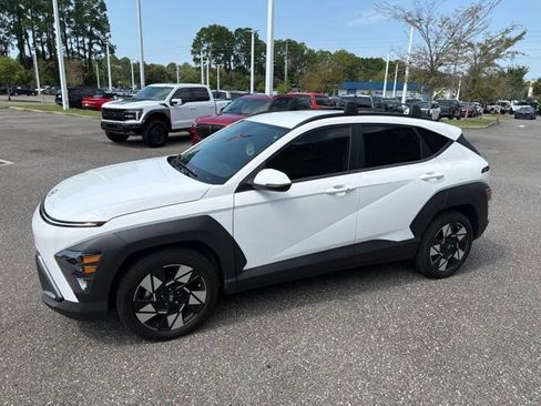 Certified 2024 Hyundai Kona SEL FWD image 10