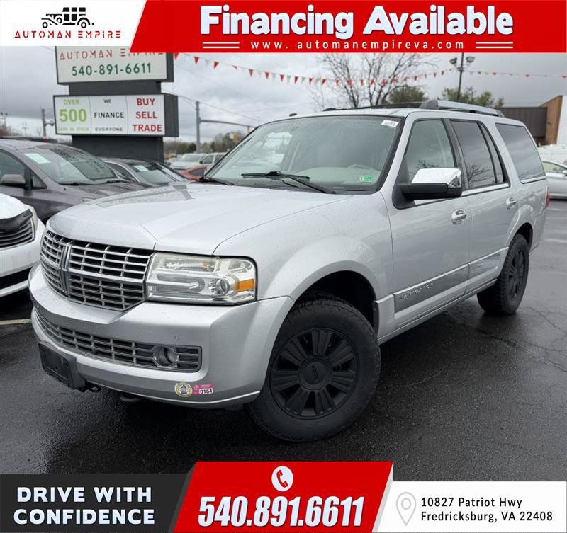 Used 2010 Lincoln Navigator 4WD image 1