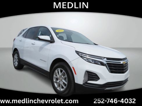 Used 2022 Chevrolet Equinox LT FWD image 2