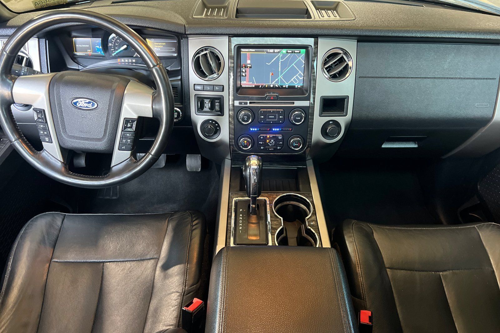 Used 2015 Ford Expedition Limited w/ Equipment Group 301A AWD/4WD image 14