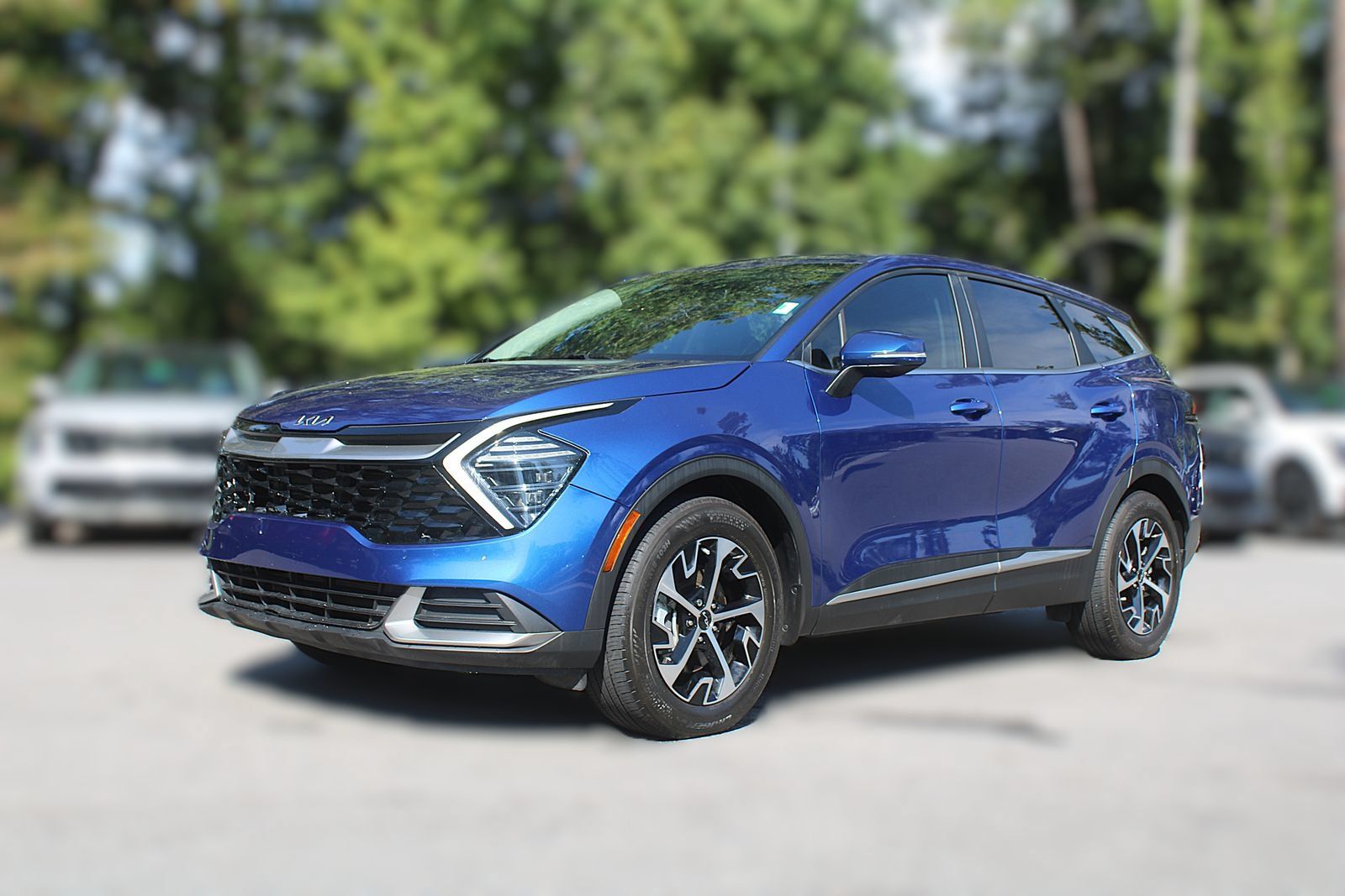 Certified 2024 Kia Sportage EX FWD image 3