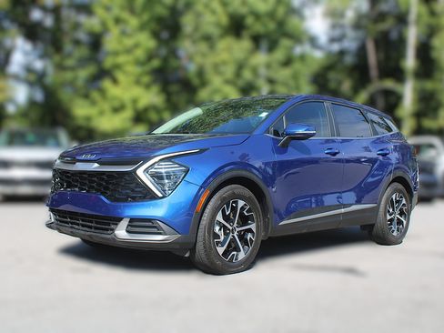 Certified 2024 Kia Sportage EX FWD image 3
