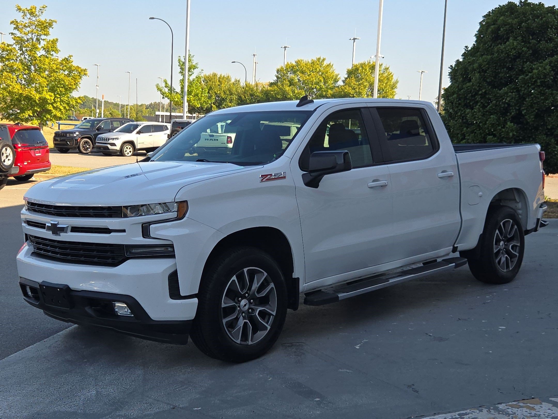 Used 2022 Chevrolet Silverado 1500 RST w/ Z71 Off-Road Package AWD/4WD image 3