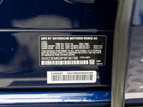 Used 2023 BMW X7 xDrive40i w/ Executive Package image 25