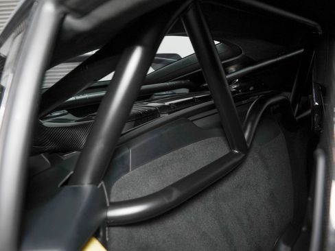 Used 2023 Porsche 718 Cayman GT4 RS RWD image 37