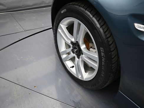 Used 2009 Pontiac G8 image 31