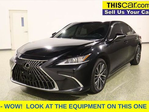 Used 2022 Lexus ES 350 350 w/ Premium Package image 3