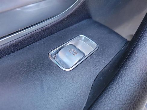 Used 2024 Mercedes-Benz GLE 350 4MATIC image 20