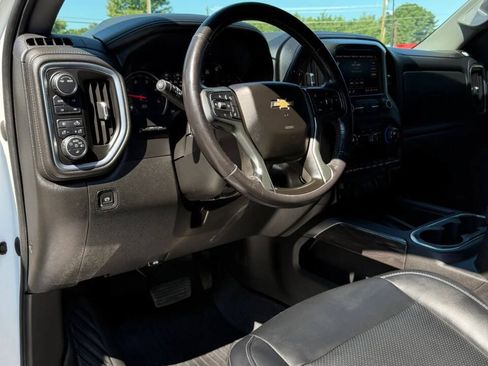 Used 2021 Chevrolet Silverado 2500 LTZ w/ LTZ Premium Package AWD/4WD image 15
