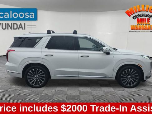 Used 2024 Hyundai Palisade Calligraphy FWD image 9