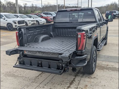 New 2026 GMC Sierra 2500 Denali w/ Technology Package AWD/4WD image 13