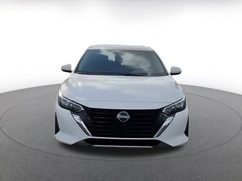 Used 2025 Nissan Sentra SV FWD image 4