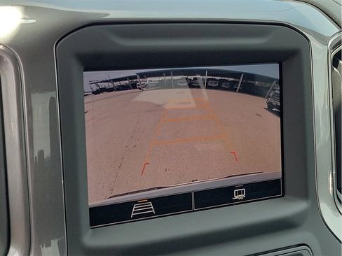 Used 2025 Chevrolet Silverado 1500 Custom image 22