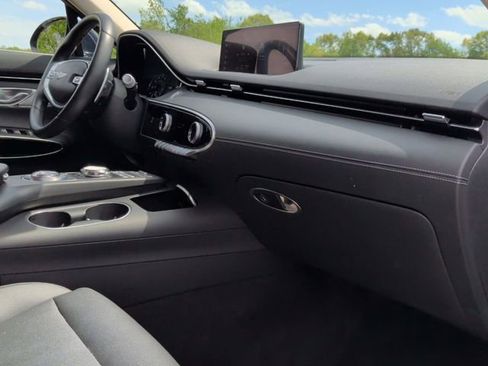 Used 2025 Genesis GV70 2.5T AWD/4WD image 29