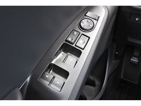 Used 2020 Hyundai Ioniq SE FWD image 25