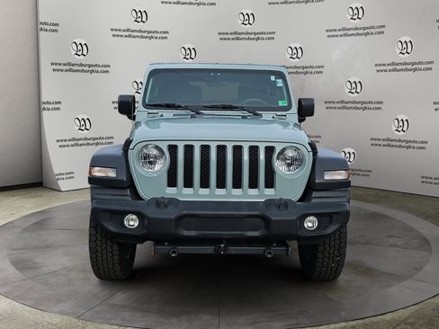 Used 2023 Jeep Wrangler Sport S image 8
