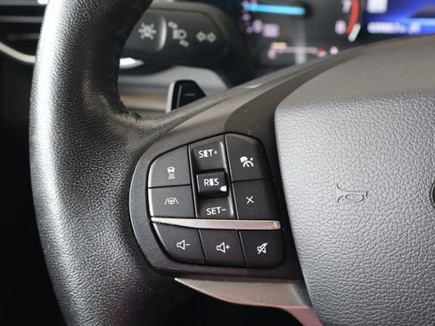 Used 2020 Ford Explorer Limited RWD image 25