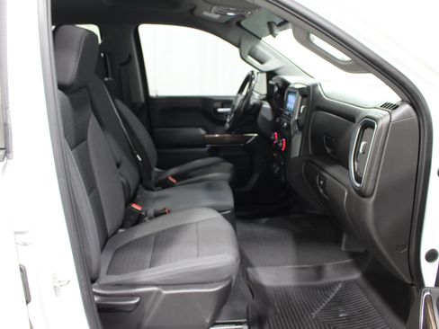 Used 2021 Chevrolet Silverado 1500 RST w/ Z71 Off-Road Package AWD/4WD image 23