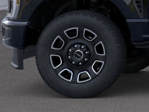 New 2026 Ford F350 Platinum w/ FX4 Off-Road Package AWD/4WD image 19
