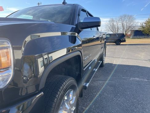 Used 2016 GMC Sierra 2500 Denali w/ Duramax Plus Package image 16