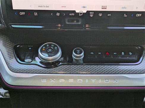 Used 2025 Ford Expedition Max Platinum w/ Stealth Performance Package image 21