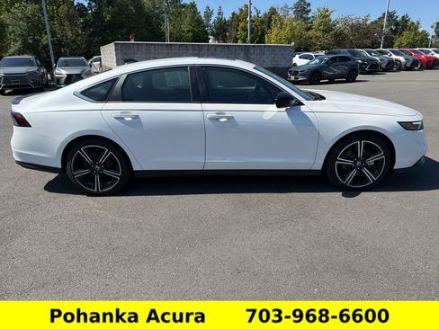 Used 2025 Honda Accord Sport image 8