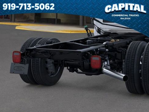 New 2026 Ford F550 4x4 Supercab Super Duty w/ XLT Value Package image 21