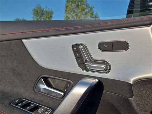 New 2025 Mercedes-Benz CLA 35 AMG 4MATIC image 23