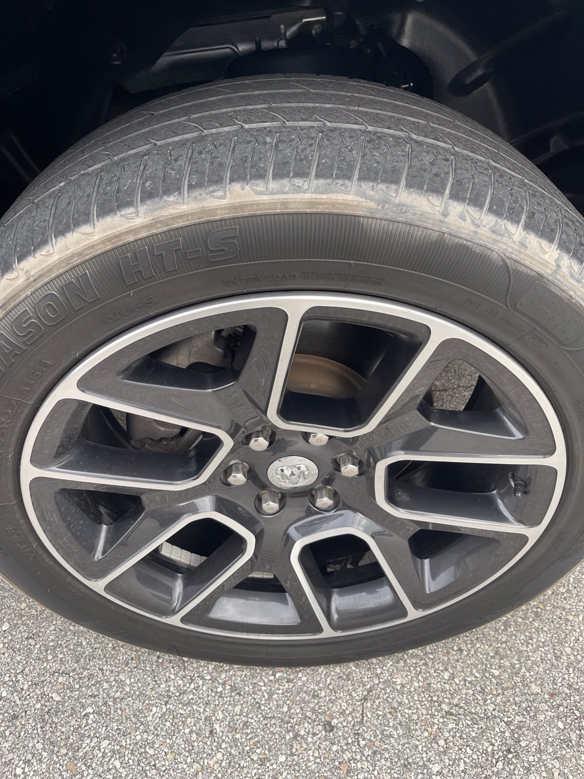 Used 2021 RAM 1500 Laramie AWD/4WD image 10