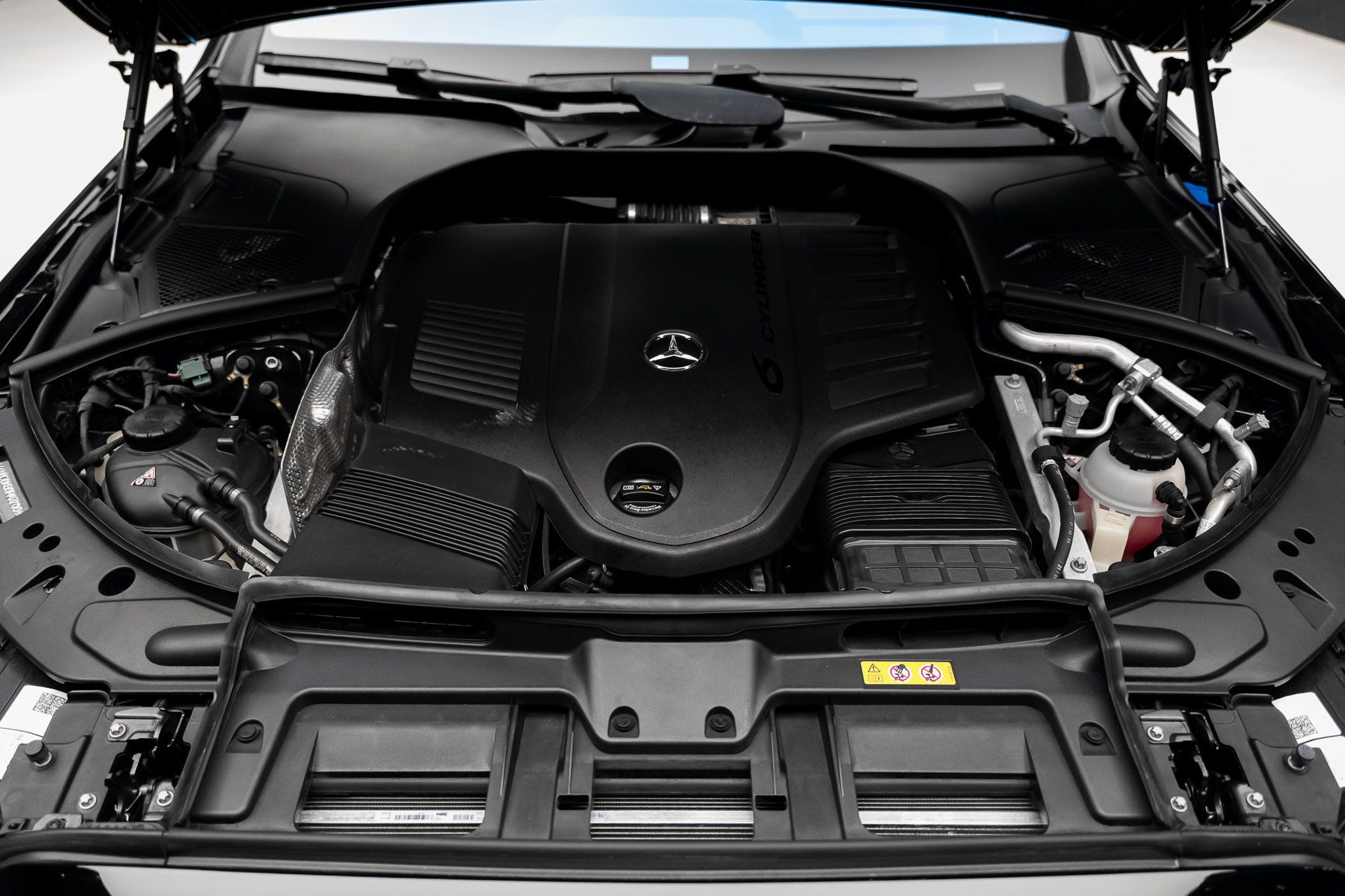 Used 2024 Mercedes-Benz S 580e 4MATIC Sedan w/ Warmth & Comfort Package image 72