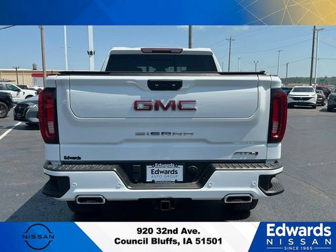 Used 2023 GMC Sierra 1500 AT4 w/ AT4 Preferred Package AWD/4WD image 7