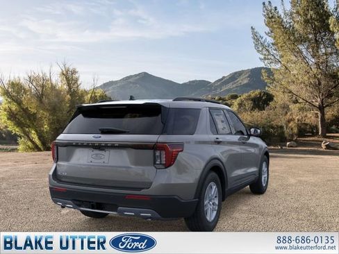 New 2026 Ford Explorer Active w/ Active Comfort Package RWD image 8
